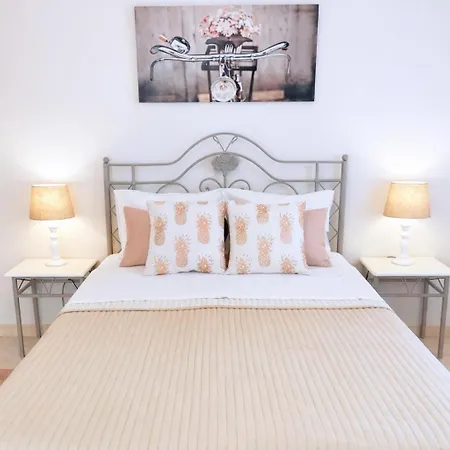 Avenue - Family-friendly T2 - Estacionamento Privado Apartmán