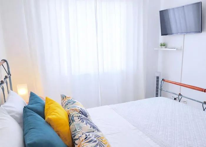 Avenue - Family-friendly T2 - Estacionamento Privado Quarteira