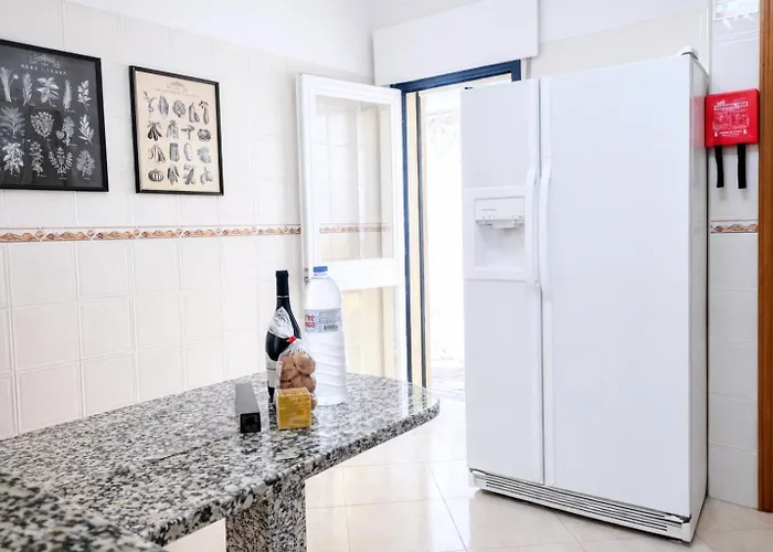 Appartement Avenue - Family-friendly T2 - Estacionamento Privado